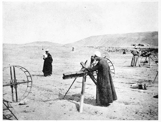 Harry A. Franck · A Vagabond Journey Around the World (1910) photographic plate 211a