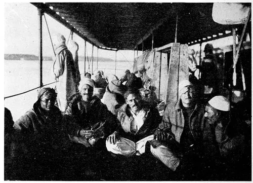 Harry A. Franck / Lena M. Franck · Working My Way Around the World (1918) photographic plate 170